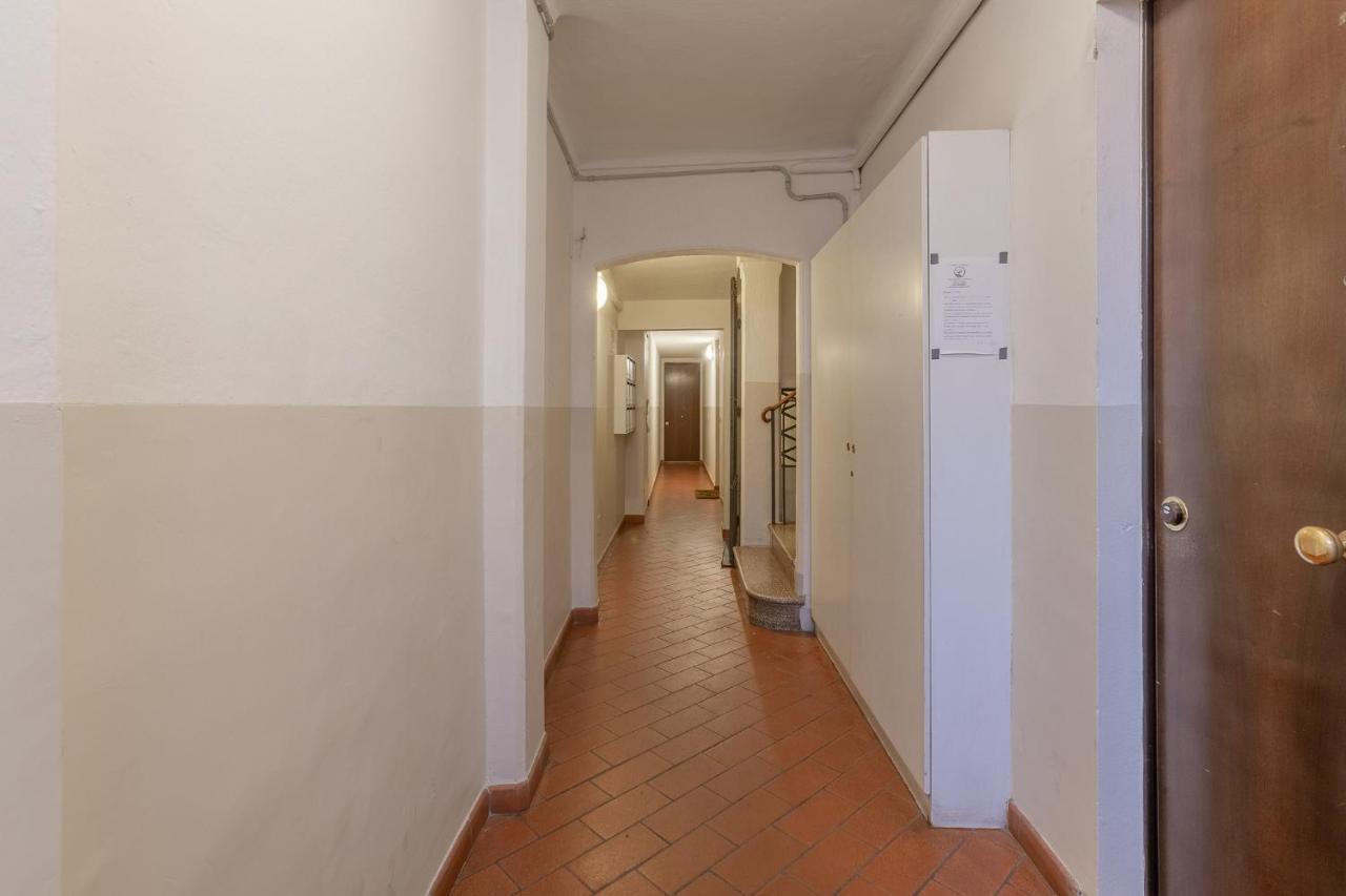 Pleasant Central Apartment With Garden Bologna Exterior photo