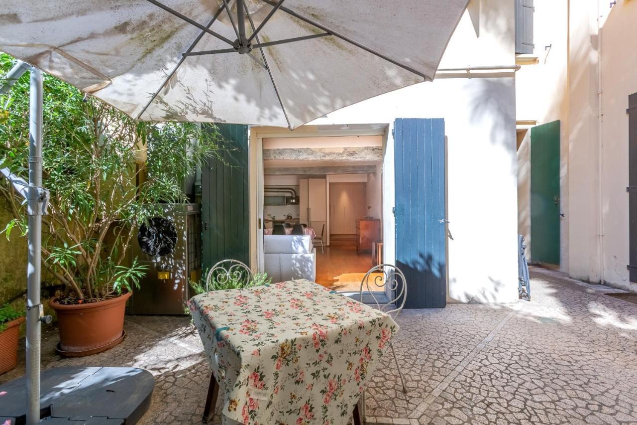 Pleasant Central Apartment With Garden Bologna Exterior photo
